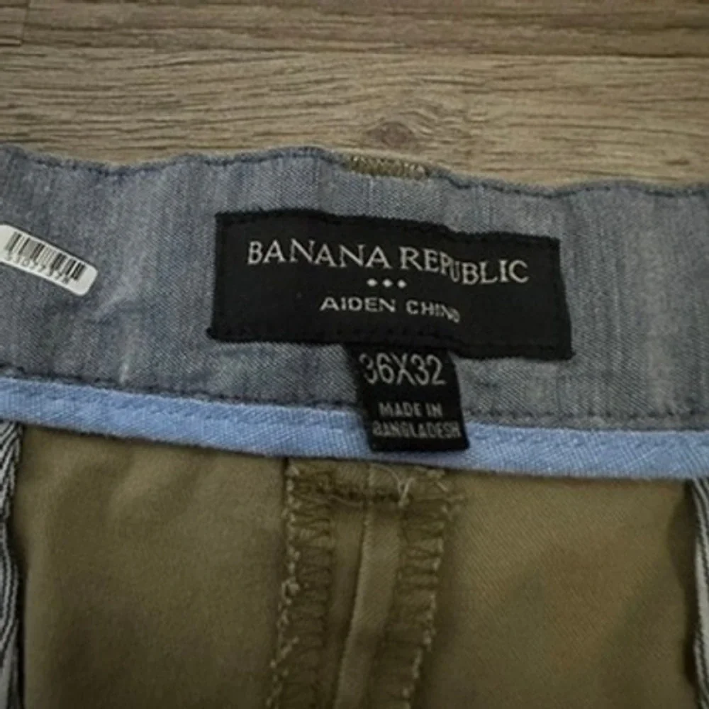 Banana Republic Aiden Chino Pants‎ Mens 36x32 Khaki Tan Slim Fit Stretch Cotton